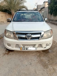 هيلوكس • ٢٠١١ • بغداد أبو غريب