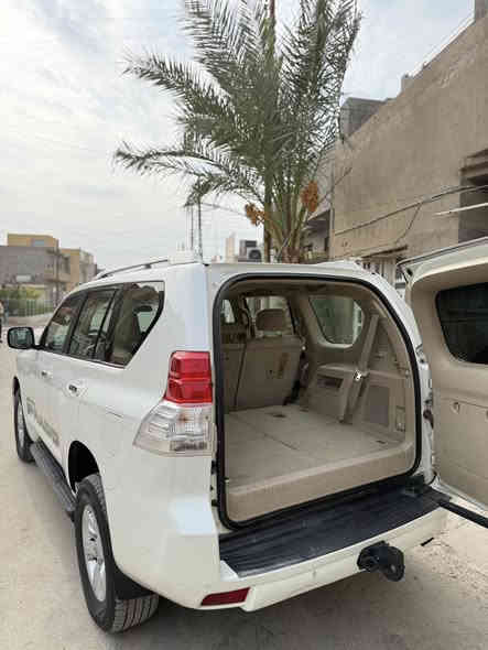 اسلام عليكم 
ابرادو خليجي 
فول فول مواصفات 
موديل 2010 
كفاله عدا الجه اليمنه صبغ بل هلال الجاملغ الامامي والخلفي شي بسيط 
مكينه 4000 
ماشيه 120 
كير مكينه تبريد شرط 
مواصفات TXL
مري شفط 
ثلاث قطع تبريد 
رقم بغداد 
سياره تعال وتشوف بعينك انظف من الصور وجاهزه للاخير 
مكاني بغداد ابو غريب الحصوه 
السعر 235$ 
ترهم مراوس الانترا سوناتا كامري 
تواصل ***********
