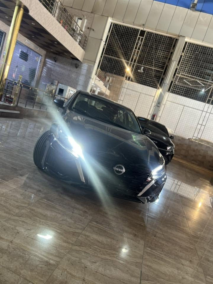Nissan Altima S 2024
سيارة بدون إرباك بدون دواخل 
ماشيه 1000mi
صبغ قطعتين اشوي 
بدون نقص سيارة 
عنوان أربيل
رقم ***********واساب 
سعر 142 مجال بسيط
