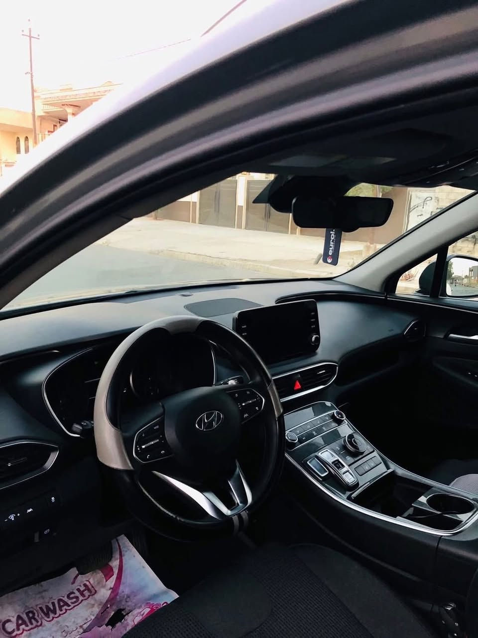 سلام عليكم 

للبيع هونداي سنتافي موديل2022

السياره فول مواصفات عدا الفتحه

كاربون بانزين

بصمه

ونظام ترحيب بالابواب

نقاط عميه 

رادار وتحديد مسار

نقاط عميه ونظام خروج عن المسار

وضعيات قياده sbort eco smart snow 

فور ويل السياره بنظام HTRAC 

كير دكم وهاند بريك بصمه

كشنات كهربائية وتدفئة 

اوتو هولد  اوتو ستوب

ويل كروم طافي حجم 19

مساعد انحدار 

شاحن لاسلكي 

وبعد بيها هواي مواصفات 

السياره بسمنا سنويه الى 2028

وهزه جديده 

الضرر شبر بقبق الصندوق وشبر بالدوسه مال الباب
                   (على البارد فقط)
والباقي كله مكفول
تم تنزيل السعر الى (220)
 وبيها مجال بسيط للتواصل ‭
كورك_***********
زين_ ***********
