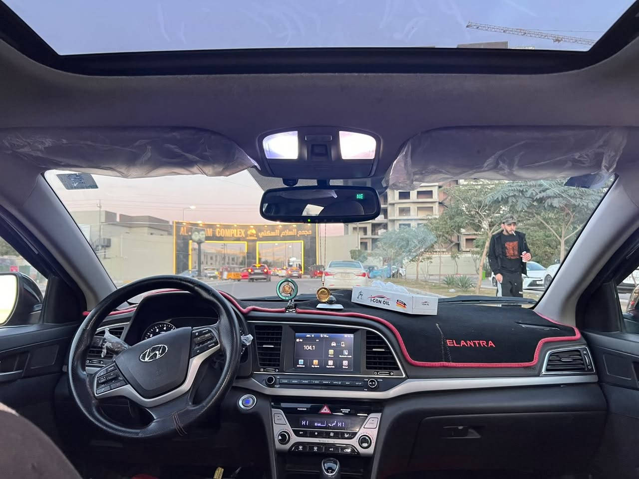 الانترا 18 وارد امريكي فول مواصفات  لبيع.   *********** الاتصال
