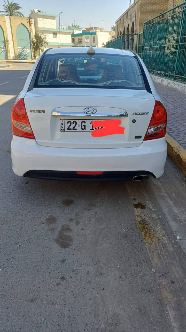 سلام عليكم البيع اكسنت موديل 2010 مواصفات  فتحه سياره باسمي تحويل ثاني يوم مكان  سيارة بغداد رقم ***********
