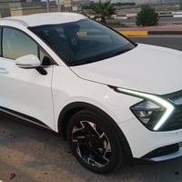 كيا سبورتج فول مواصفات كفاله موديل 2025 عامه ماشيه 14 الف فقط داخل  بي...