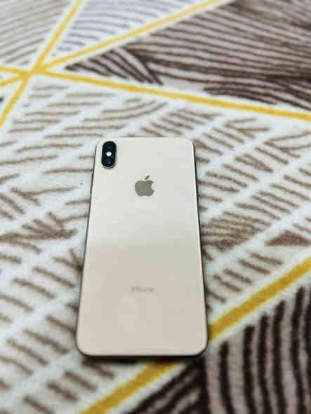 آيفون اكس ماكس نضيف مامفتوح سعر 280 مكاني الحله الهاشميه  هذا رقمي ***********
