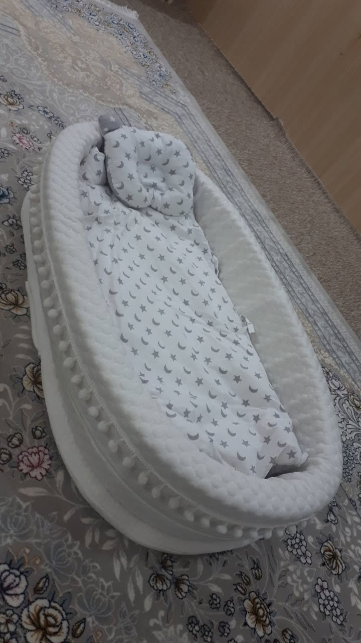 ئەم جێخەوە بۆ فرۆشتن زۆر پاکو تەمیزە
تەنها کەمتر لە دوو مانگ منداڵی تێدا خەوێندراوە
٣٥ هەزارم پێداوە بە 20 هەزار ئەیفرۆشم
شوێن ڕانیە
0751 843 41 99
