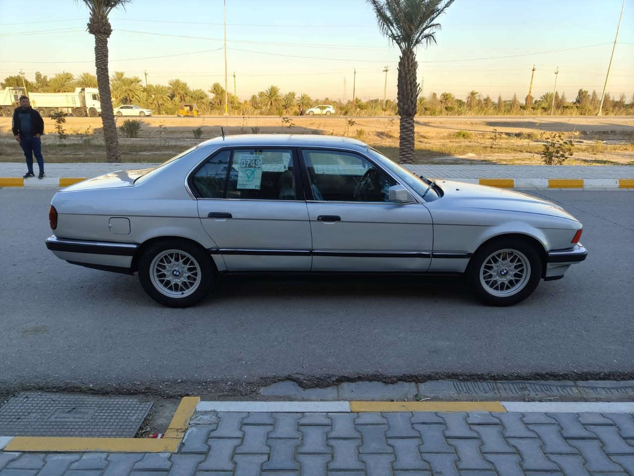 السلام عليكم اخوان 🩶
BMW موديل 1991 حجم 735i
رقم انبار مشروع وطني تحويل مباشر باسمي مكينه كير VVT مكفولات 
تبريد ثلج ويه سويج تخم تاير حداديه امامي خلفي كله جديد سياره جاهزه ومال بيت جني مصبوغه عام جماليه شرط بدون ضربه 
كهربائيات كلهه شغاله دواخل جديده 
العنوان واسط السعر 53 وبيه مجال 
رقم الهاتف ***********
***********
