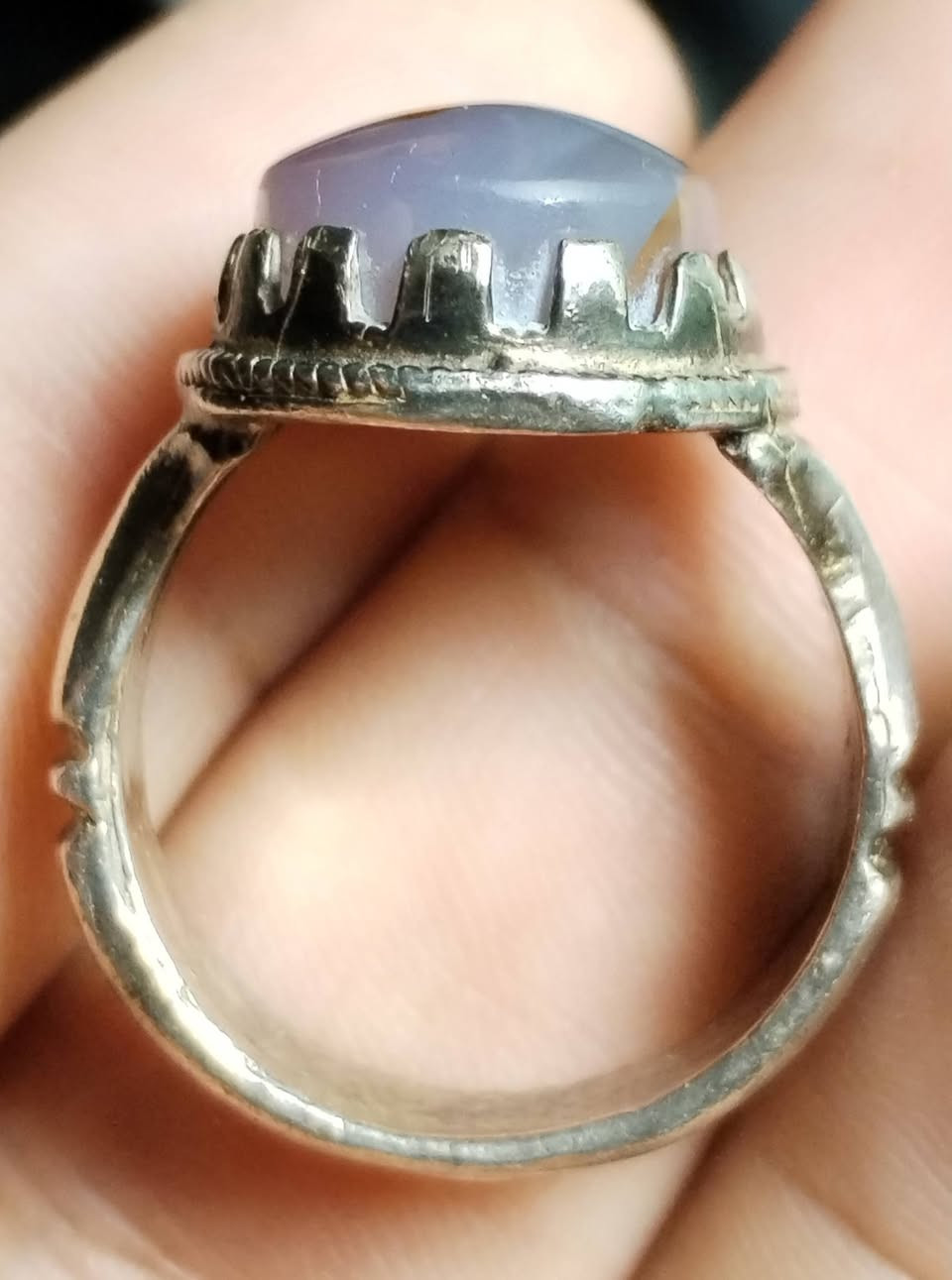 محبس عقيق يماني شجري مصور صياغة فضة عراقية ٩٢٥ السعر ٤٥ الف قفل
يوجد توصيل لجميع المحافظات


**إذا كنت صاحب هذا الإعلان وتريد حذفه لأي سبب، رجاءا أرسل رسالة إلى الدعم الفني**