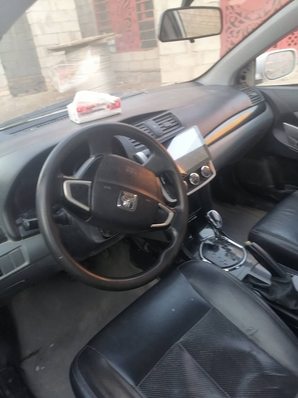 السلام عليكم سايبا اريوا اوتو صبغ عام مديل 18 مكينه 1600بسم شركه مشروع وطني مسؤل عن التحويل والغرامات  السعر 33وبيه مجال مكاني ديوانيه السدير ***********
