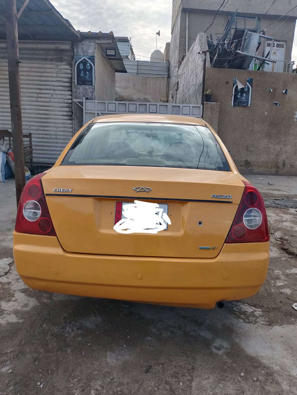 السلام عليكم
حلالي للبيع شيري اي فايف 2011 كير ومكينه ياباني كامري 2000 صدر عام جديد امامي خلفي لوحات انكليزي جديدة سنويه جديده ل 2030 هزه جديده مصفر هيئه وغرامات حساسات السيارة كامله زوج تايرات امامي جديد كهربائيات شغاله عامه السياره مصبوغه عام للجماليه فقط السعر $42$ وبيها مجال للشراي اي استفسار اتصال عل الرقم ***********  رجائا المو شراي لا يتعبني ولا يكسر بحلالي مكاني بغداد الحبيبيه قرب ملعب المدينه
