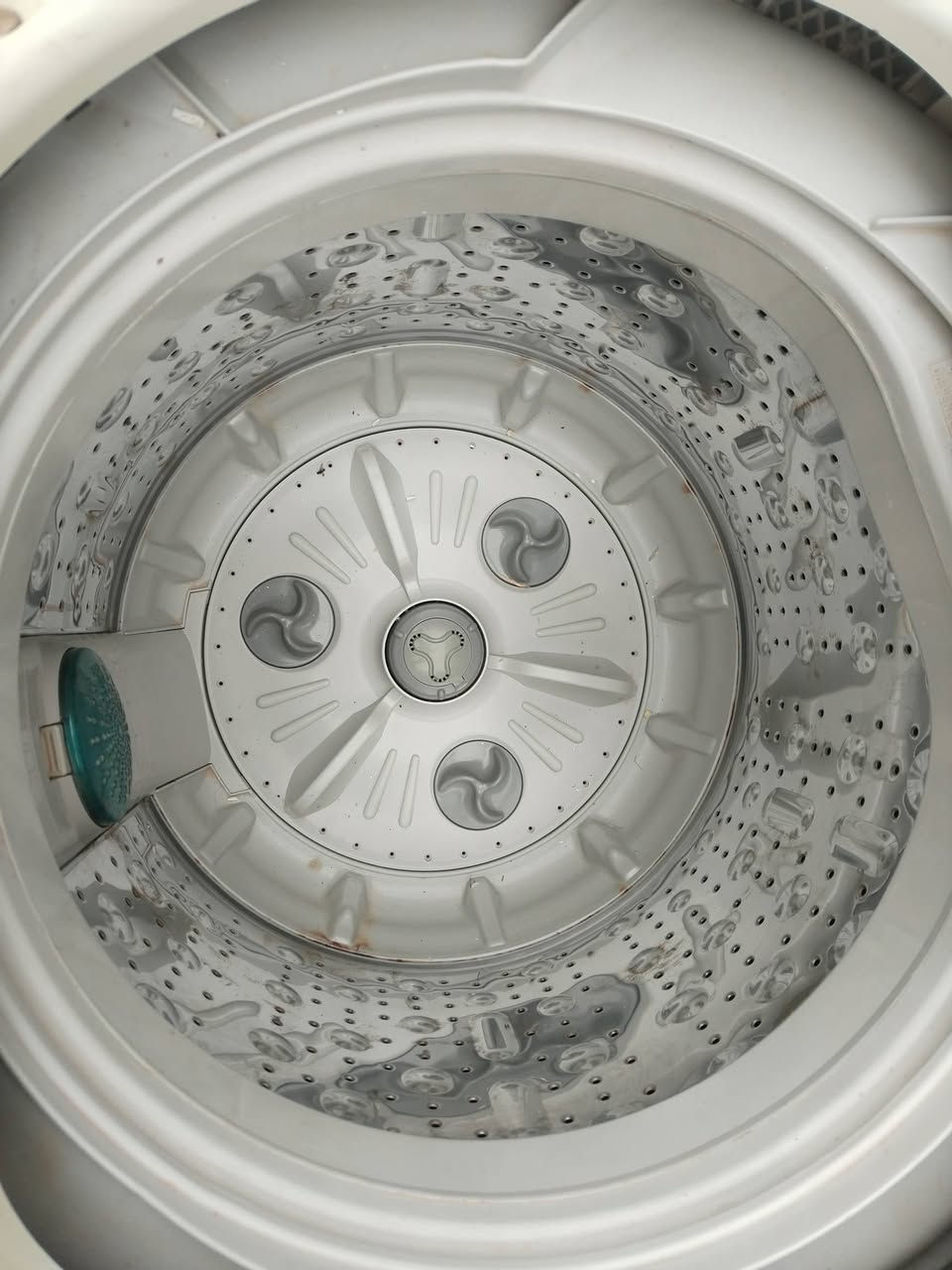 غساله اوتماتيك LG 
للبيع اصليه
نضافتهه 75% شغاله تغسل وجفف وحدهه
السعر 85 وبيهه مجال للطيبين
مكاني ميسان حي العسكري
للاستفسار مراسه الصفحه


**إذا كنت صاحب هذا الإعلان وتريد حذفه لأي سبب، رجاءا أرسل رسالة إلى الدعم الفني**