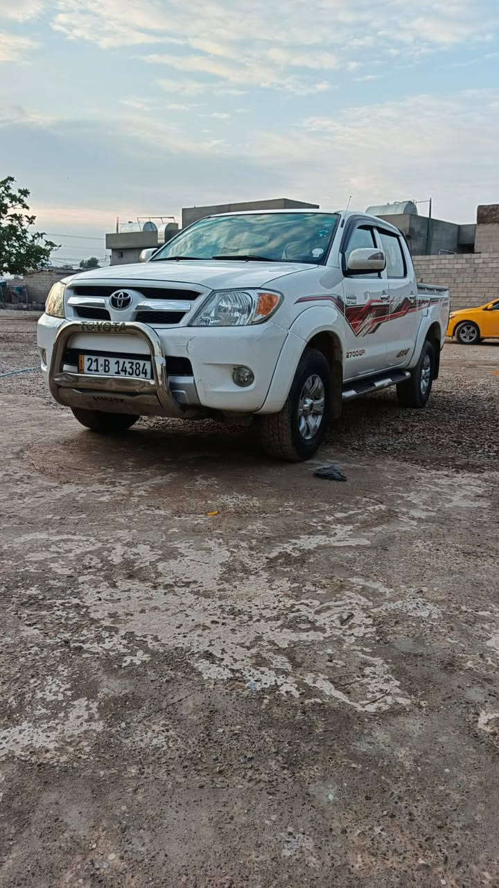 سلام عليكم سياره لبيع دفع رباعي عالي موديل 2007 
السعر 170 اتصل 
***********
***********
