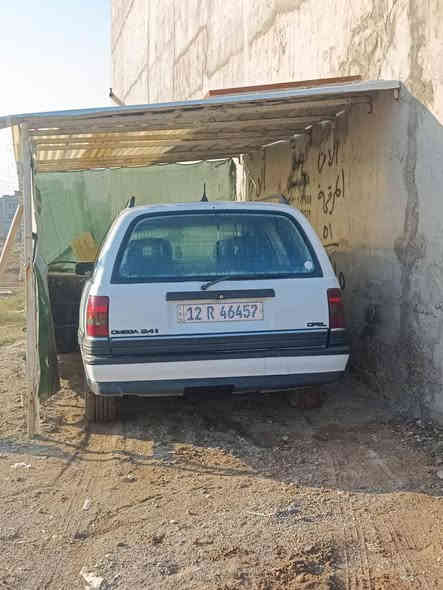 السلام عليكم اوبل اوميكه مديل 93اني راعيها الشرعي محرك كصه كير عادي حجم ٢٤ بدون صبغ بدون خياس تايرات جدد 4دسكات جدد طخم وره وكداام جديد هزه ماصاقطه سنويه لل 30 زوج بولبرين وره جدد كصه عليدي ادامه كامله  السياره تعبان عليها حيل ومال جناي شواصيها شرط وشرط التحويل السعر 45 اليكول غالي اكو ارخص وانضف ***********
