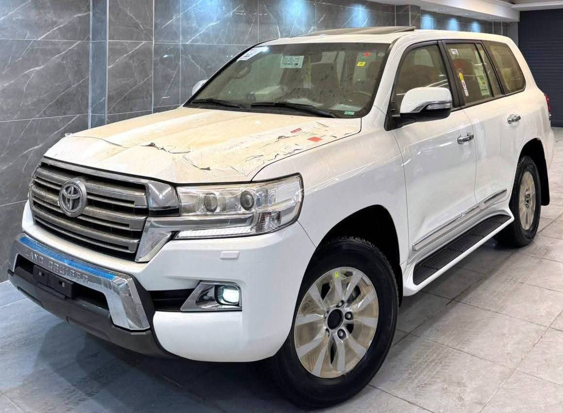 تۆیۆتا لاندکوزەر 2021 GX V8 فول ماسفات 
تەنها 30 هەزار کم ڕۆشتوە 
‎سلاید و سەلاجە 
‎بەسمە 
‎کوشن کارەبا 
‎تەبرید مەرکەزی 
‎کوشن دەفتەری 
‎هۆک و فڵچە و دەبڵ فولیوم 
‎زۆر مواسەفاتی تر….
‎گێڕ و مەکینە بەشەرت نەکراوەتەوە سەوت و بو خاری نیە هەموو گیانی بەشەرت 
‎تاقم تایەی بیلادی لۆکی لە ژیرە

‎شوين : سلێمانی  
‎
***********
