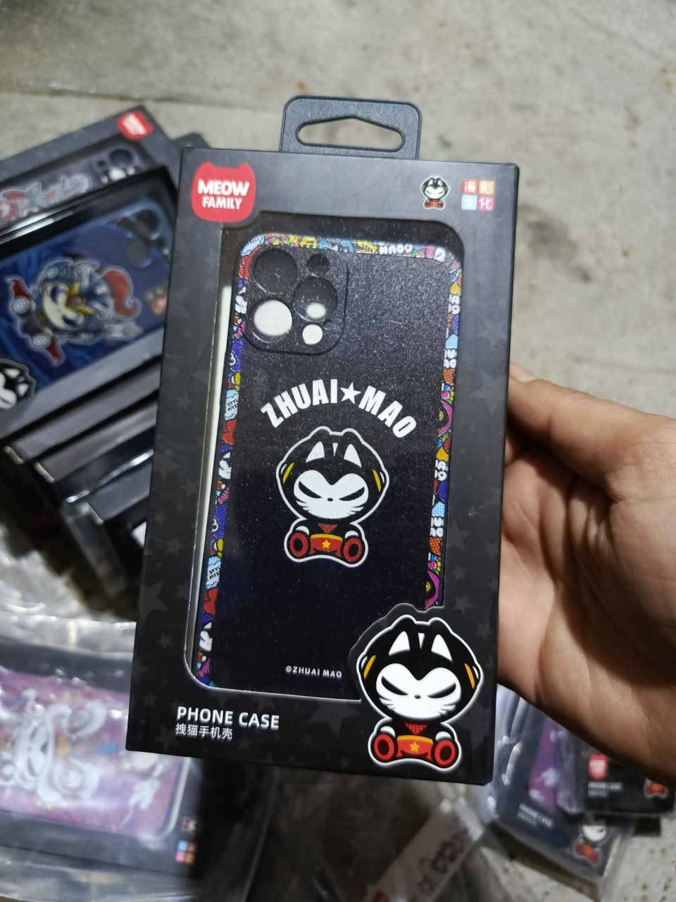 للبيع حافضات 600قطعه ابيع شلعه الي يردهن  يتفضل ويدلل ***********
