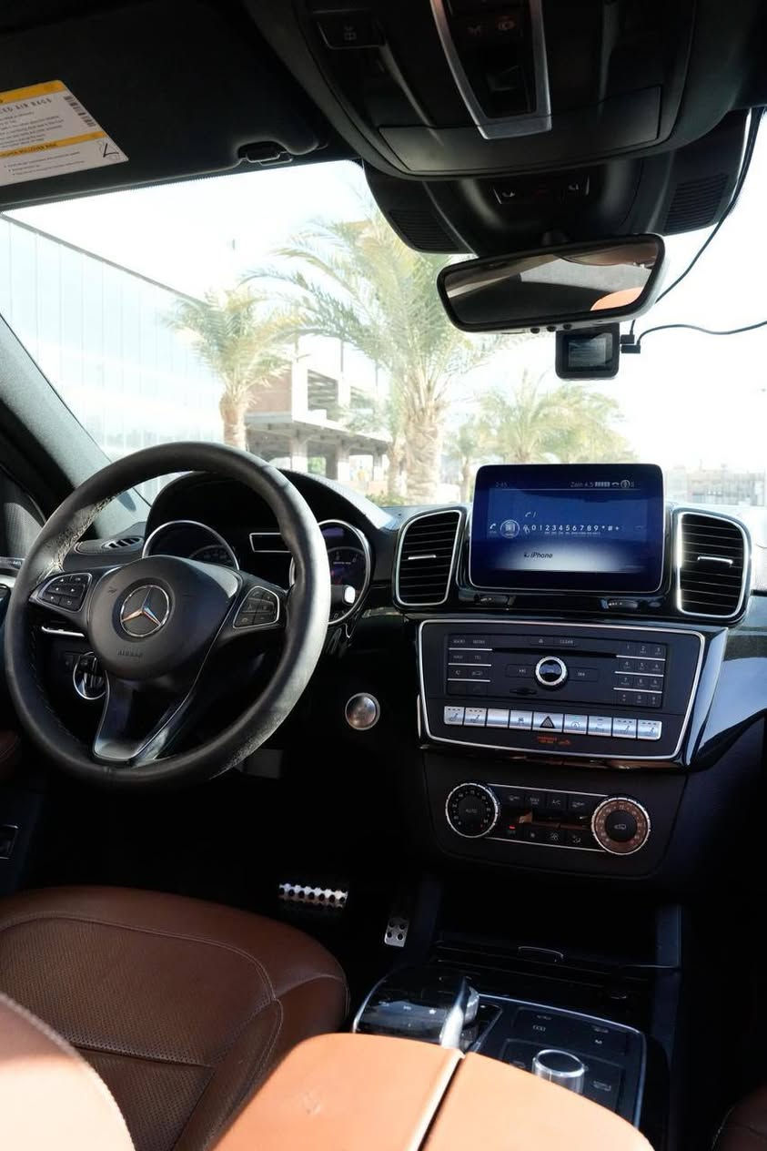 مرسيدس GLE 450 AMG كوبيه
الموديل: 2019 الوارد: أمريكي

المحرك: 6 سلندر توين تيربو
الممشى: 63,000 كم
الأرقام: بغداد
الموقع: النجف
الحالة:
مكفولة من الصبغ
دعامية مصبوغة بدون إيرباك
رقم الشاصي: 4JGED6EB6KA153546
المواصفات:
نظام فورماتك (دفع رباعي)
مقاعد تدفئة وتبريد
ستيرن تدفئة
فتحة بانوراما
جنطة كهرباء
رادار أمامي وخلفي وجانبي
5 كاميرات
مرايا شفط
مقاعد كهرباء
ميموري سيت
تحديد مسار
مثبت سرعة
هند بريك كهرباء
ماوس أنظمة قيادة
تبريد خلفي
4 أبواب بصمة
رقم صاحب سيارة ***********
