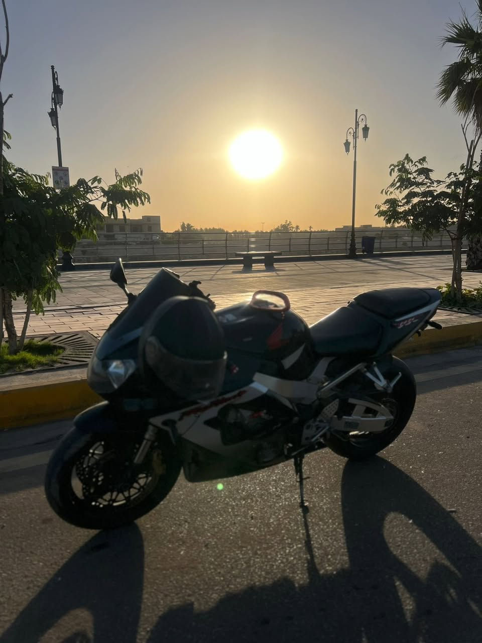 السلام عليكم للبيع 929 كفاله عامه عليه ادامه ستوه مبدل تيرات عنوان نجف السعر خاص رقمي ***********
