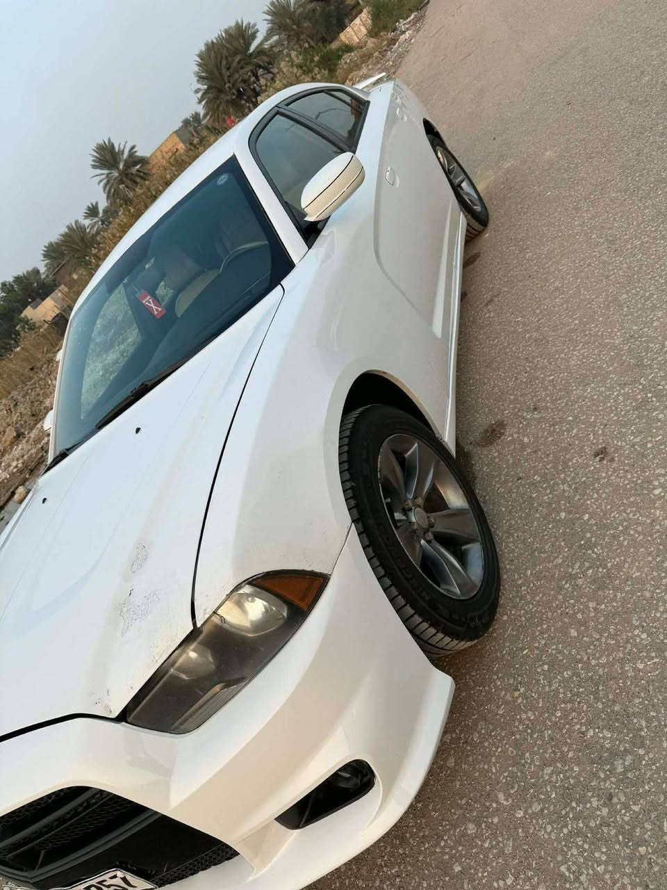 السلام عليكم
من رخصة مدير الاكروب
جارجر موديل ٢٠١٣رقم سليمانيه الجديد السنويه (ال٢٠٢٨،) السياره بدون صبغ فقط بارد جاملغ خلفي  كير طياره شاشه جبيره   السعر( ١٦٥) او بيه مجال  العنوان بابل المسيب ***********
