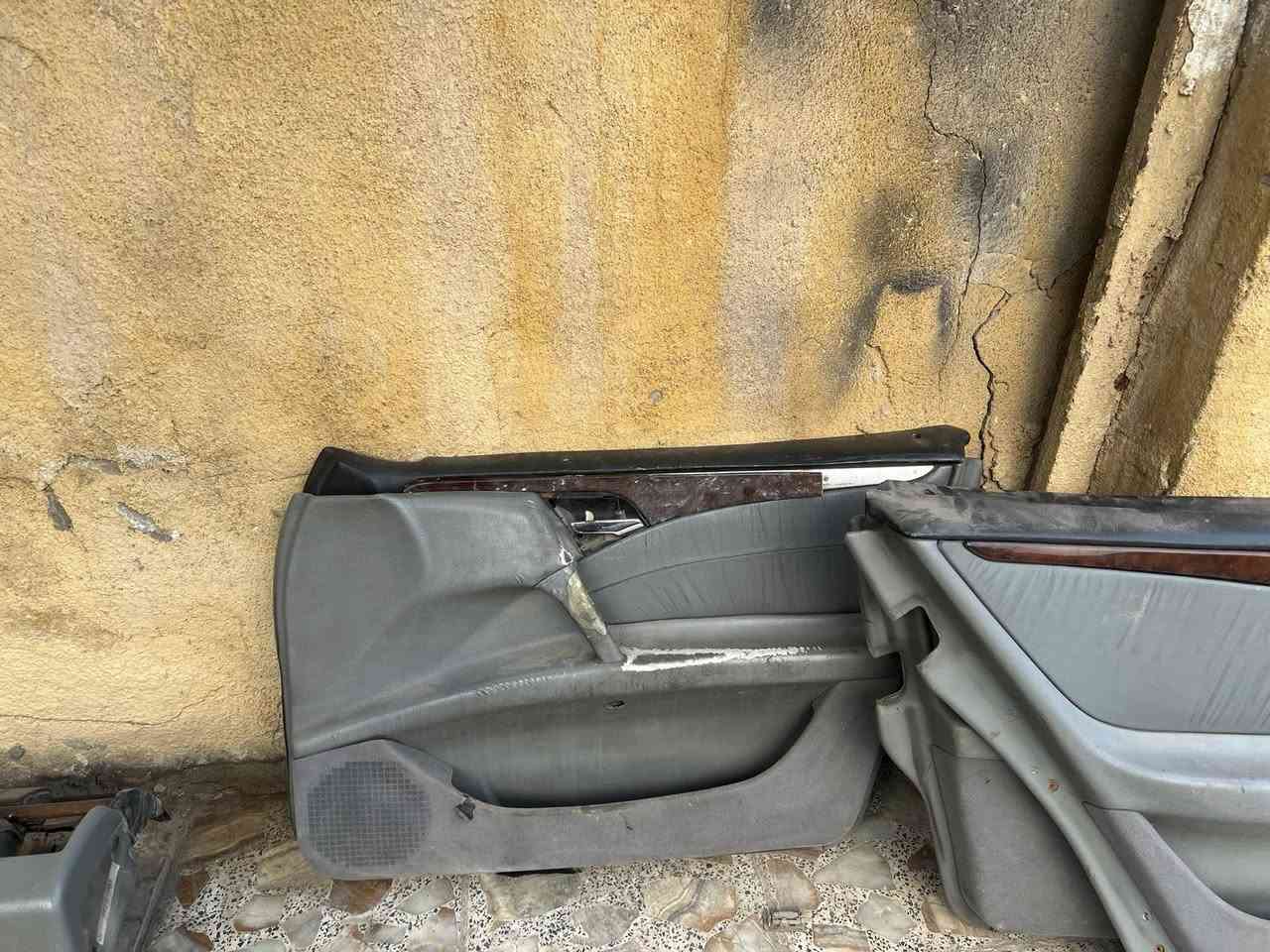 غراض ام عيون كلهن ب150 مكاني بغداد ***********
