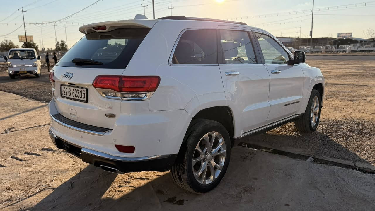 #جيب

#جيب_سومت

#سومت

السلام عليكم 

جيب سومت 2019

* بنوراما

* بصمة

* جكات

* رادارات

* صندوق كهرباء ذكي

* جلد 

* المقاعد تدفئة تبريد 

* اصطفاف ذاتي 

* كرسي خزن 

* ستيرن شفتات

* قيادة ذاتية 

* وبعد بيها هواية مواصفات 

مواصفات السومت معروفة يطول ذكرها 

مكان السيارة الدجيل

رقم اربيل

السعر240

رقم الهاتف***********
