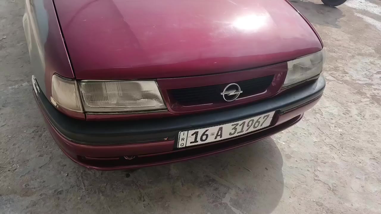 صبغ جميع أنواع السيارات بوليش احترافي سحب كارت تكحيل وضمان وباسعار جدا مناسبه العنوان الناصرية شارع الزيناويه قرب صيدلية وعيادة الكناهره ابو يزن الصباغ ***********
