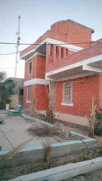 ✅بستان  مع بيت للبيع   دونم ✅👇🏻👇🏻
بيت طابقين بناء حديث طابوك
#مساحتها : ⚜️ ((2500)) ⚜️

#العنوان 👈🏻 :  البصرة ابي الخصيب سبيليات الغربيه شارع الوسطي
موقع ع نهر جاري وتبليط

#نوع العقار 📑  : طابو صرف  عراقي تحويل 
سعر 550 وبي مجال 
جيران ناس ذهب للاستفسار عبر *********** البصرة
