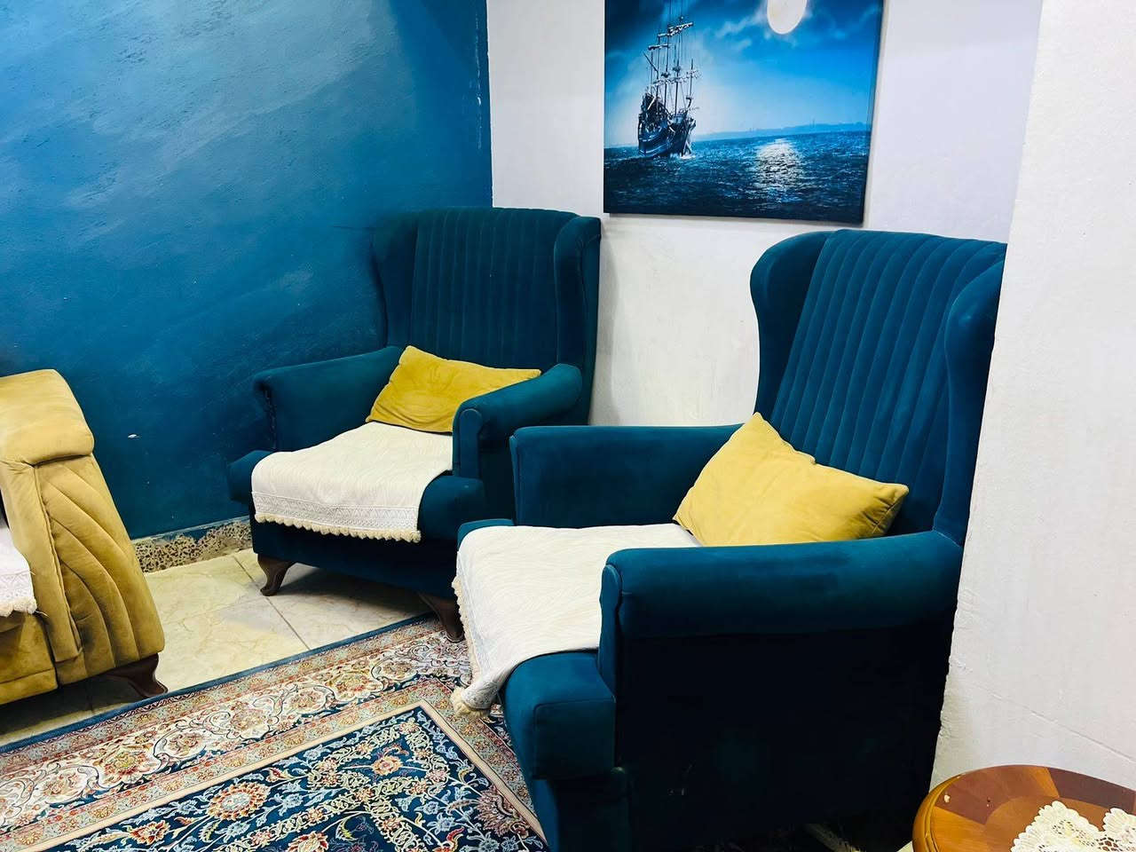 ***********
شراي يتفضل فقط واتساب
تخم تركي ١٠ مقاعد كلش  نظيف الاسفنج طبي 
سعر كلش كلش مناسب مستعجل ع البيع عنوان بغداد الغزالية
