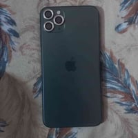 آيفون ١١ برو ماكس • ٦٤ • سماعة ماتشتغل