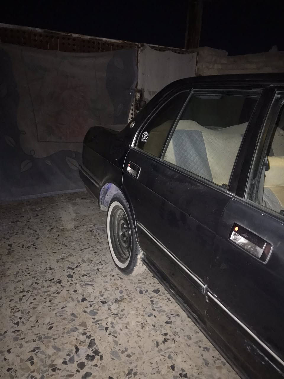 سلام عليكم ورحمه وبركاته ارنب موديل 1994سياره بدون حادث بدون صبغ فقط بارد ب الجاملغ الخلفي سياره تبريد نقص غاز حداديه لوك كير ومكينه ونجي سياره كفله من الكصه مامكصوصه رقم دياله سياره بسمي تحويل ثاني يوم سنويه لغايه 2029وتخم تاير جديد اسف ع الطاله عنوان السياره بغداد سبعلبور ***********تواصل اتصال
