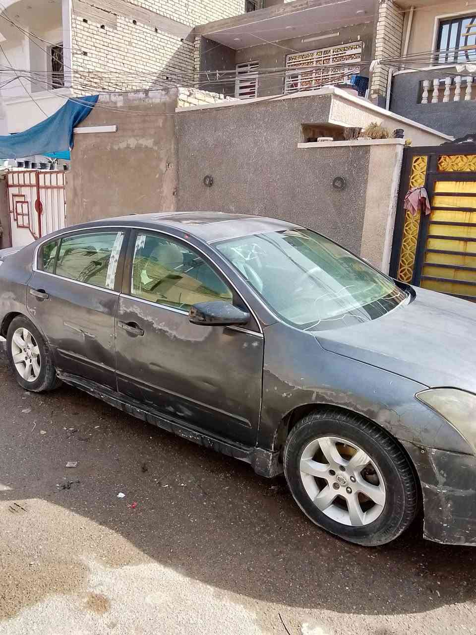 نيسان التيما 2009 رقم صلاح الدين لون جارد بيها طخطخات ضربتها من دعاميه ورة وجاملغ محرك مكفول سعر ٥٧ وبيها مجال مكاني بغداد الشعب 
***********
