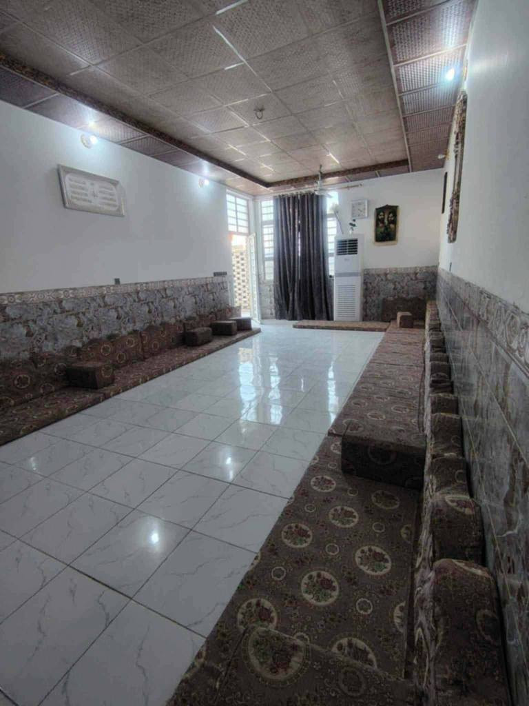 بيت مساحه 200م #طابو_زراعي سند 25

عنوان البيت#شارع المطار الحوالي مقابل قريت الغدير

(عنوان لمكتب ) 
(  عمود 282 شارع الصب مقابل ملحق                               

بيت جاهز مفتاح 🔑 
أساس وسقف صب مركزي 

منطقه كامله السكن #شوارع_تبليط 

غرفتين نوم وصاله ومطبخ واستقبال حمامات داخليه وخارجيه وكراج 

#مدارس // ماء//. كهرباء//. تبليط  /. خط مولد ذهبي 

وتساب***********

ملاحظه// توجد لدينا كل المساحات من دور او قطع النجف, العراق
