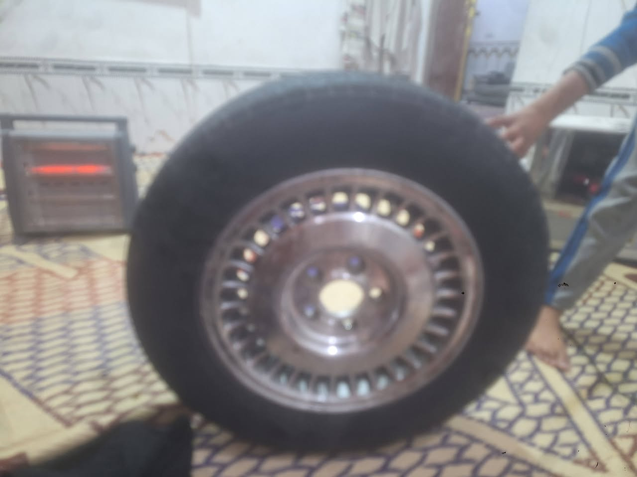 السلام عليكم للبيع تك ويل يرهم على كل السيارات الياباني السعر ٥٠ الف قفل اتصل على الرقم ***********
