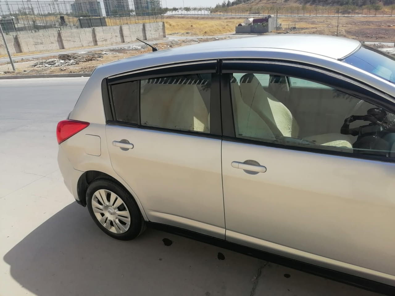 تیدا مۆدێل 2008 کۆدی بۆ کراوە سەیارەکە مووسە بە شەرتی گێڕ و مەکینەو تەقەوڕەقە تەبرید ساردوو گەرم بە شەرت سعری 45گەڵاومعامەلە *********** ***********
