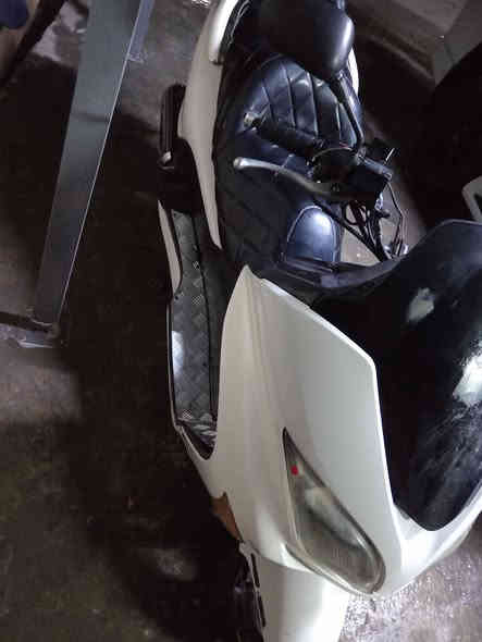 السلام عليكم فورزة 09 كاملة مابيهة اي نقص السعر 650 وبيهة مجال
 بغداد ***********
