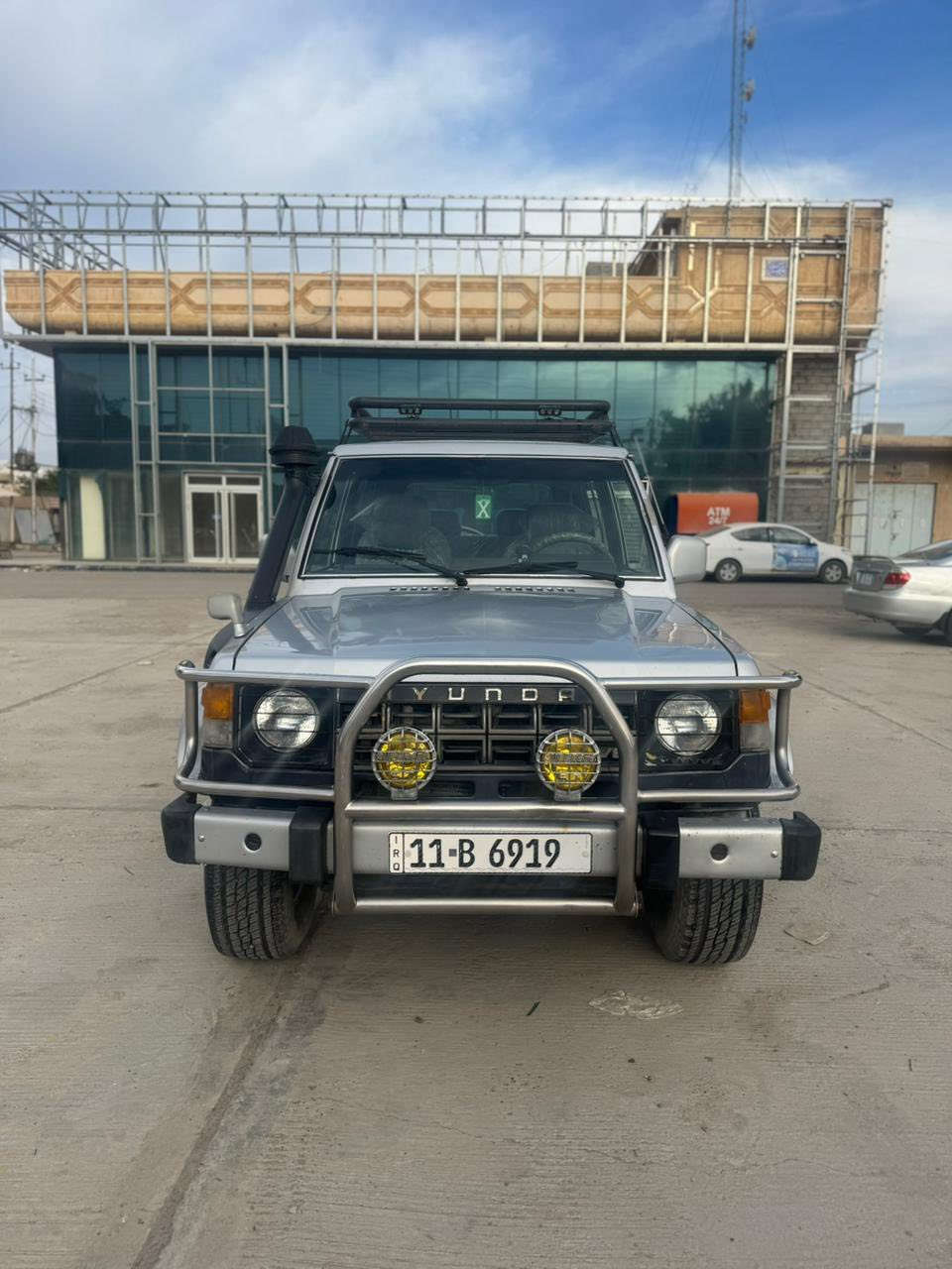 سلام عليكم للبيع كالوبر موديل 1993 كير محرك صدر تايرات كهربائيات باتري كلهن شرط سياره حلوه وجاهزه ومال جناي رقم بغداد دولي سنويه جديده رقم جديد شرط التحويل والغرامات سياره جاهزه وماناقصها كلشي بيها صبغ 3قطع سياره بلاديه كلها محرك V6 بلادي سياره فول نضافه داخل وخارج مكان السياره صلاح الدين تكريت السعر 59 وبيها مجال للأستفسار ***********
