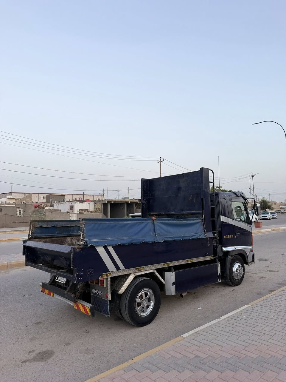 السلام عليكم
للبيع هينو شيطان قلاب بلادي 
دخول جديد كفاله عامة مرقم مثنئ بأسمي 
مكينه 6 اسلندر 7 كير قمارة وربع 
سستم أستيل بلادي 
*********** 
العنوان السماوة الرميثة

