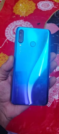 سلام علكم هونر p30الات البيع جهاز الوك بي شخط صغر ذكر 128 سعرو 80 الف ...