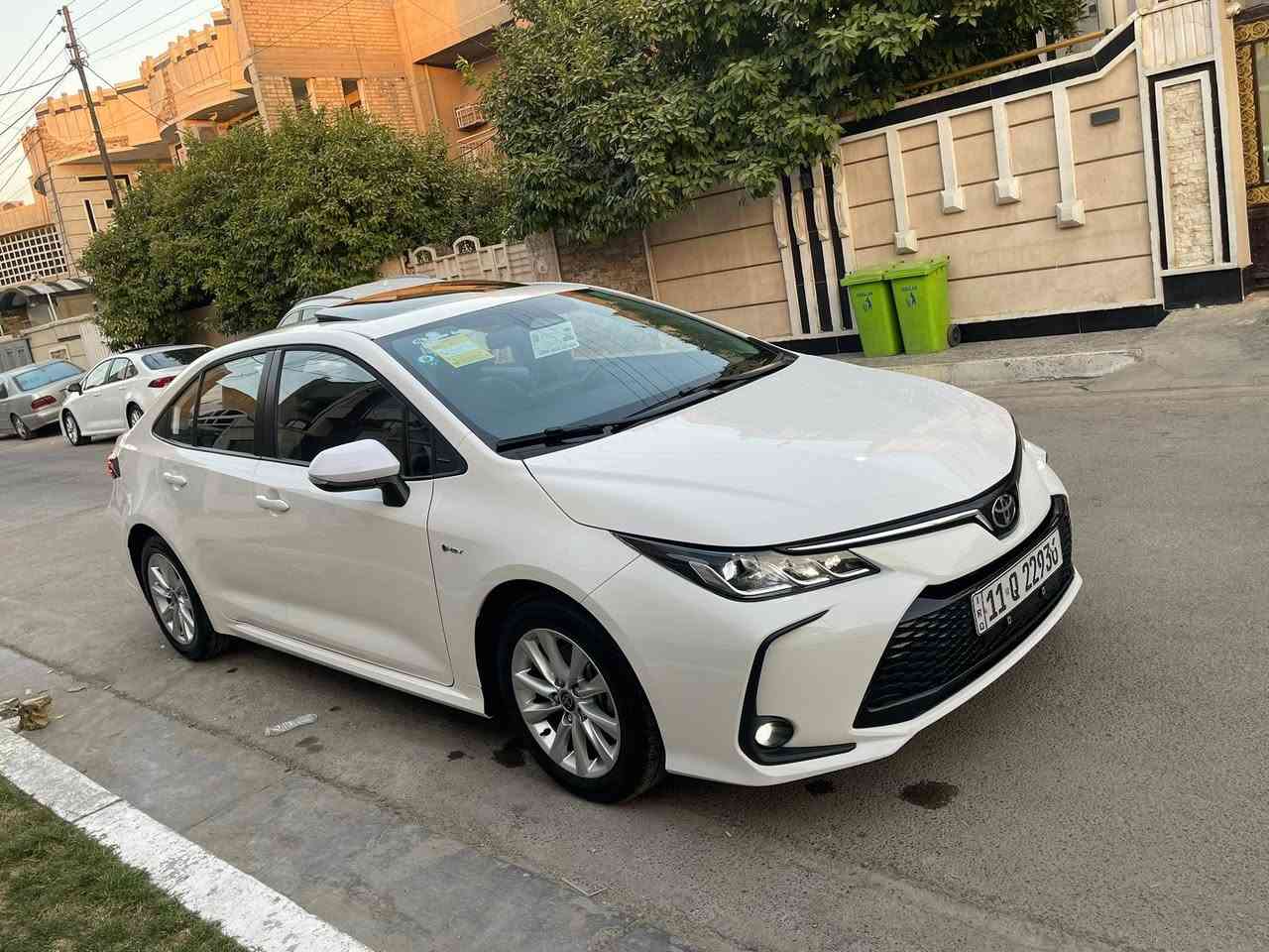 السلام عليكم
للبيع تويوتا كورلا هايبرد 
الشكل الخليجي 
موديل 2025 
ماشيه 10 الف كيلو 
سياره جديده كلش 
بيها ملاحظات بسيطه كلش 
مكفوله من البارد والصبغ والتبديل
فول مواصفات 
السعر 158 وبيها مجال بسيط 
للاتصال ***********
مكان السياره بغداد حي الجهاد حي الحسين
