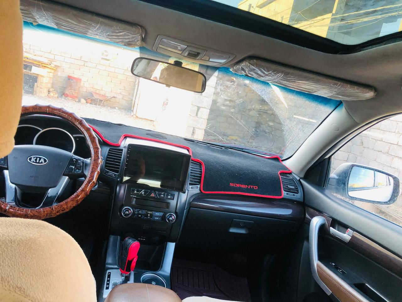 سيارة سورينتو موديل 2010 سلندر 6 وارد خليجي 
فوول بصمه مبدل چاملغ قطعه وحده بدون صبغ سياره مفوله واحد على واحد رقم اربيل باسم اخوية تحويل شوكت ما يعجبك احنا حاضرين السعر 158 وبيها مجال شي قليل نظام قسط عادي بس مقدمه من شده وفوق
رقم الهاتف ***********
