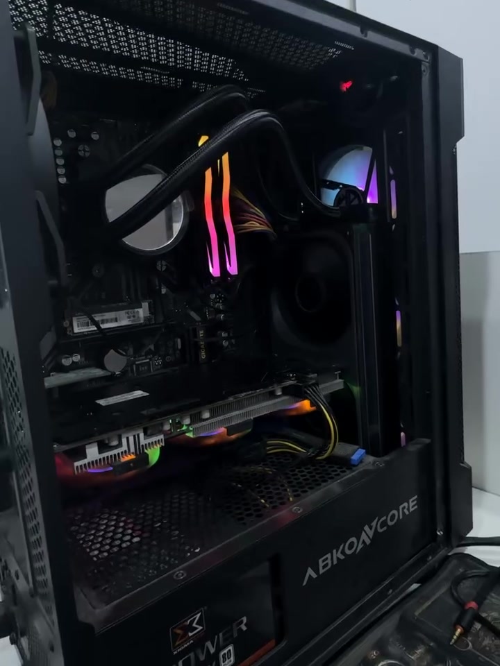 مرحبا
كيس فقط للبيع 
R5 3500
رامات. 16
كارت 2060 سوبر
M.2 1t
Ssd500
كدام عينك
قيم واخذ


**إذا كنت صاحب هذا الإعلان وتريد حذفه لأي سبب، رجاءا أرسل رسالة إلى الدعم الفني**