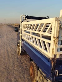 اخوان سياره موديل 2004 بها قاصرين بها خيط تبخير ما متواجده على الفيس ر...