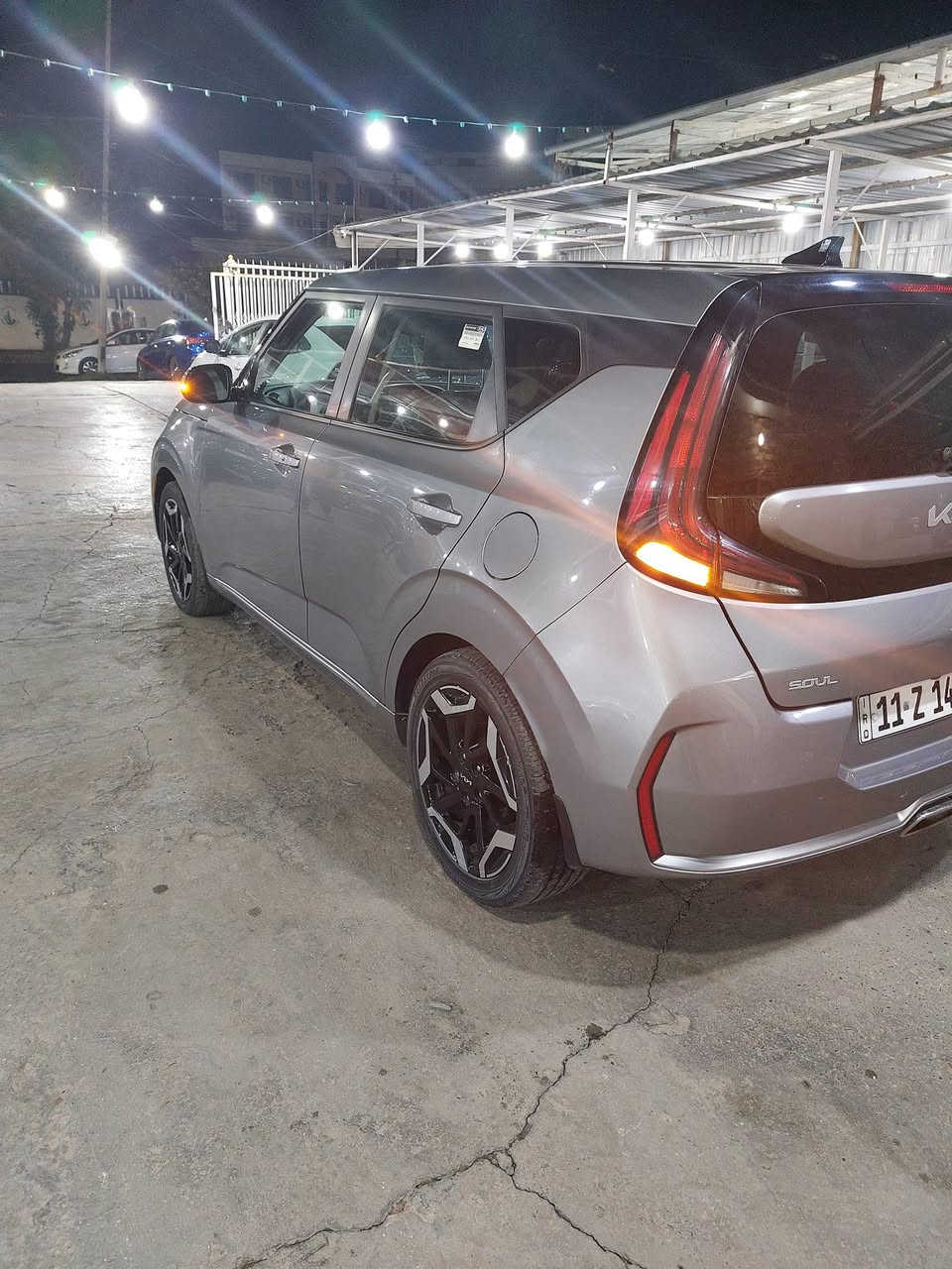 سلام عليكم للبيع كيا صول 2023
فول مواصفات دخول جديد رقم بغداد بأسمي
السياره بدون ايرباك طخه بسيطه موضحه بالصور 
بس بيه ثلات قطع صبغ من امريكا 
السعر 17900$ مجال بسيط 
العنوان بغداد الكريعات معرض القمه
للاستفسار ***********
