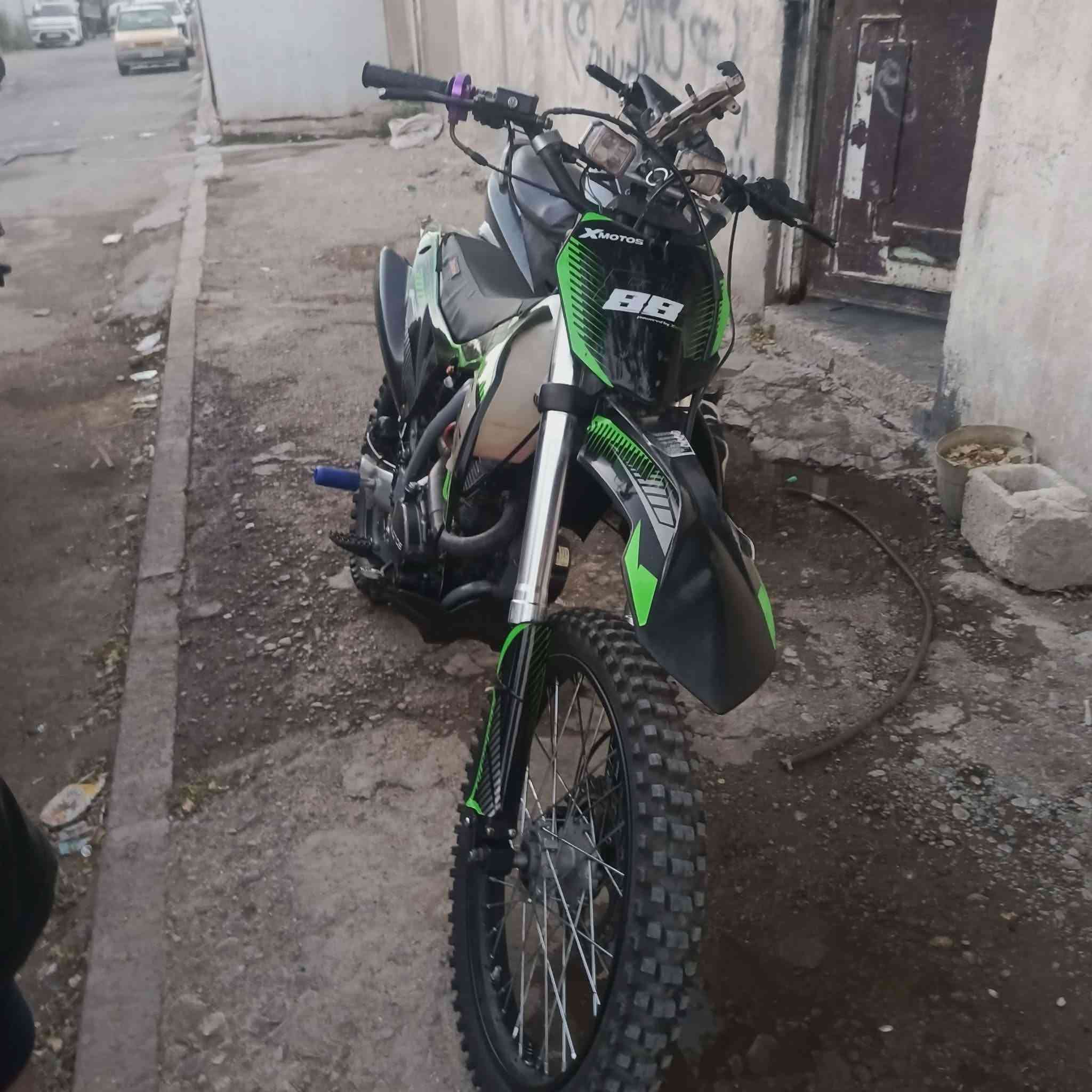 سلام عليكم دراجة قفاز بحالة وكالة رقم وسنوية اربيل تحويل ثاني يوم مكفولة شلعة شك شك سعر 20وبية مجال بسيص***********

