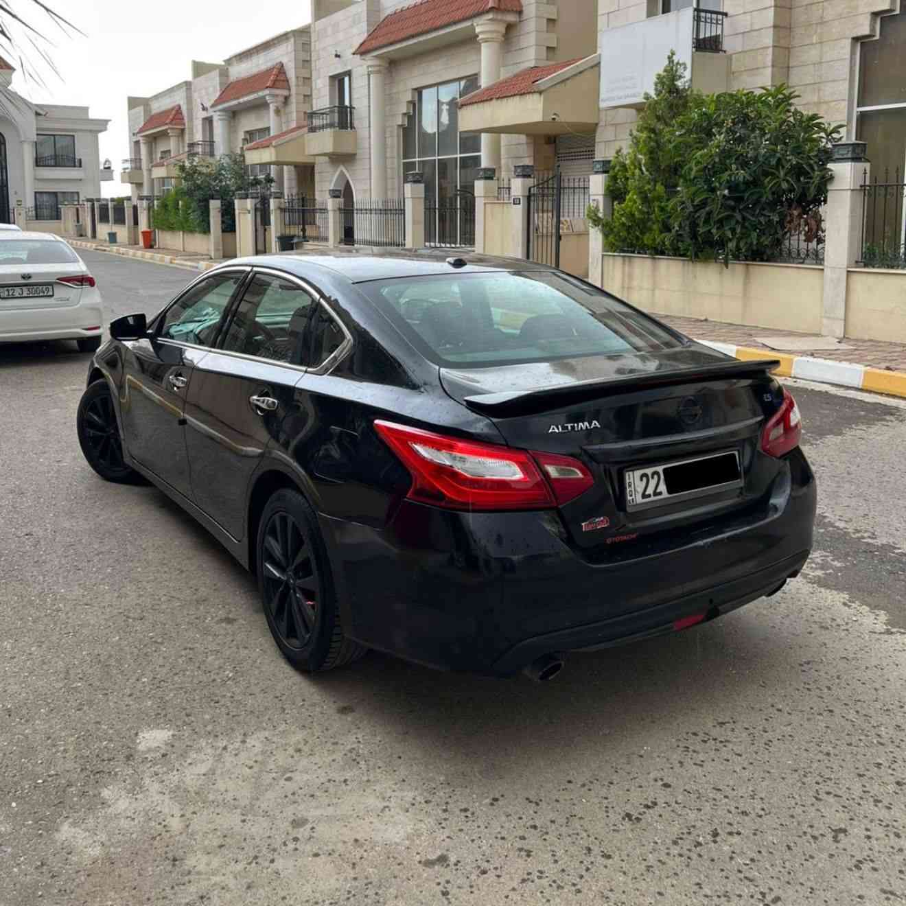 نيسان التيما 2018 فول مواصفات SL بدون فتحة سقف
ماشية 114 ميل 
كير و مكينة بشرط 
موصفات 
رادار امامي و جانبي 
نقطة عمياء 
كشن تدفئة 
ستيرن تدفئة 
تشغيل عن بعد 
مقاعد كهرباء 
ضرر صندوق و شبر من جاملغ سايق و سكن 
و بارد شبر بل جامغ سكن امامي

سعر 12.000$ و بي مجال بسيط 
للتواصل واتس او اتصال 
***********
