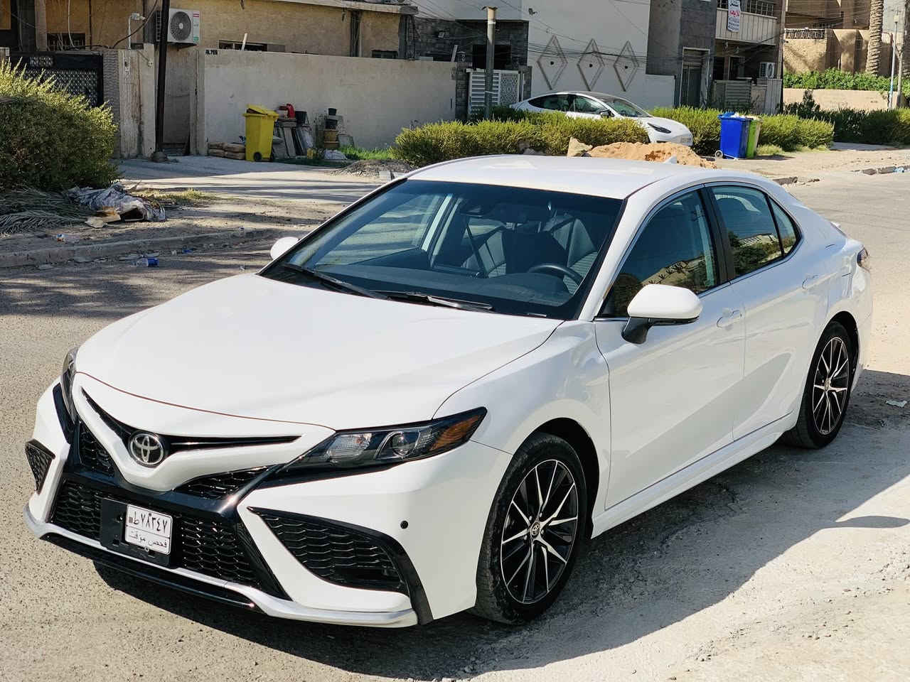 السلام عليكم ورحمة الله وبركاته 

تويوتا كامري 2024 SE بانزين 
 دخول جديد 
رقم بغداد تحويل. ثاني يوم 
موصفات SE 
مواصفات السيارة 
_رادار امامي 
_رادار بالمري 
_كشنات جلد لون مميز 
_كشن كهرب 
_ثلاث وضعيات قيادة 
_علامات بلاك اديشن 
_كروز سرعة 
_مثبت مسار 

وباقي مواصفات الكامري المعروفة 
رقم شاصي صور حادث مو جود
 كير ومحرك بشرط  مكفولات

مبدل بنيد وجاملغ عكس السايق 
بدون  ايرباك 
ماشيه السياره 21  الف 

4T1G11AK8RU903404

الأستفسار ***********
