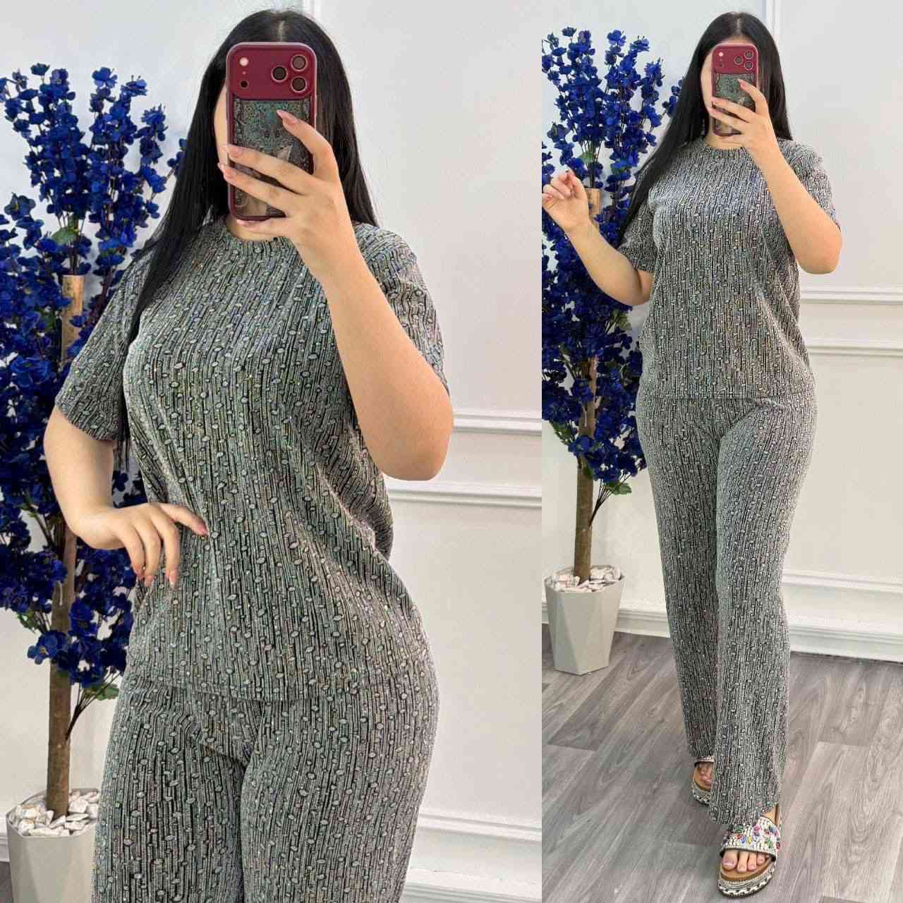 ✔️ القماش / تراك كريشة طش ستراس
✔️ القياسات: فري سايز 

✔️ متوفر بـ (5)ألوان 

السعر 10000ألف


**إذا كنت صاحب هذا الإعلان وتريد حذفه لأي سبب، رجاءا أرسل رسالة إلى الدعم الفني**