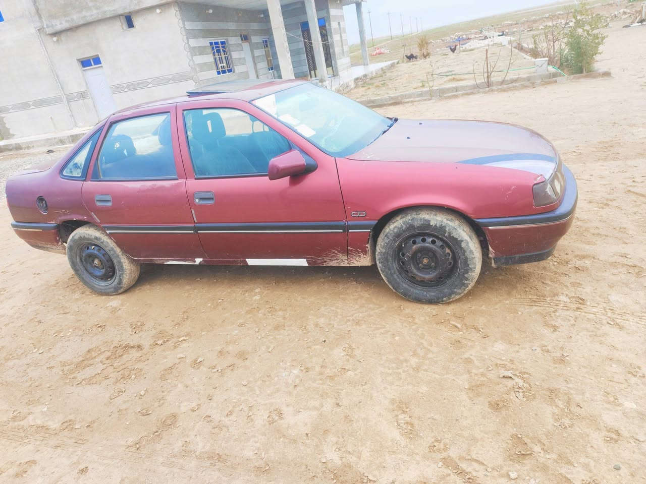 اوبل فكتره موديل 92 حجم 18 محرك كير شرط انطيك 
رقم نينوى  سنويه عضم عاج 2027 
شرط الوكاله والتحويل صبغ جماليه
السياره حلوه وگاعده السعر 35 وبيها مجال شي  *********** العنوان مخمور قريه جديده
