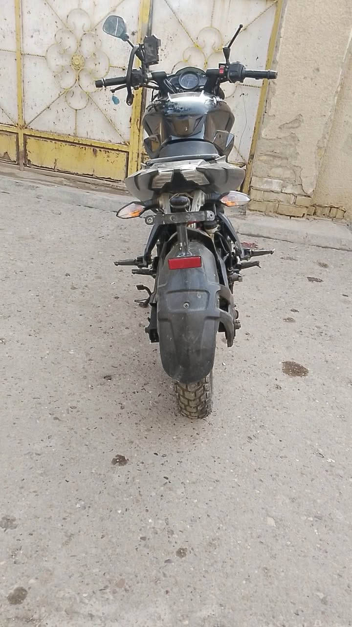 دراجه بولسر ان اس مكينة٢٠٠
موديل٢٠٢١. ابيع كوم حديد سعر ٥٠٠قفل  عطلها كابريتر واير بانزين فقط مكوله من السرقات ولعشائر. وكلشي


**إذا كنت صاحب هذا الإعلان وتريد حذفه لأي سبب، رجاءا أرسل رسالة إلى الدعم الفني**