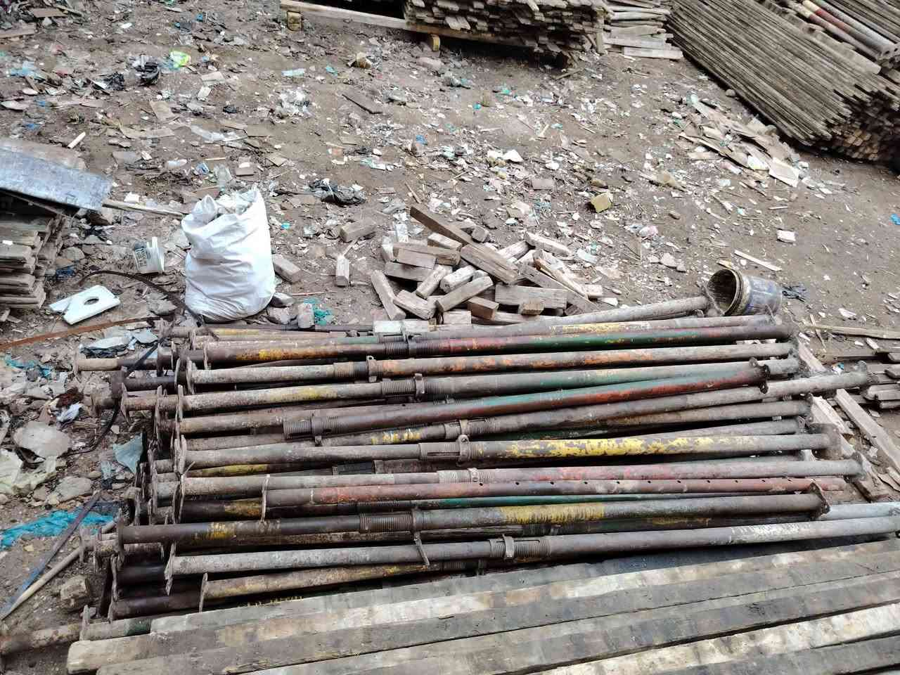 السلام عليكم جكات عجمان الاصلي للبيع جكات نضيفه العدد 900جك سعر مناسب للأستفسار اتصل على الرقم
***********  مكاني العماره
