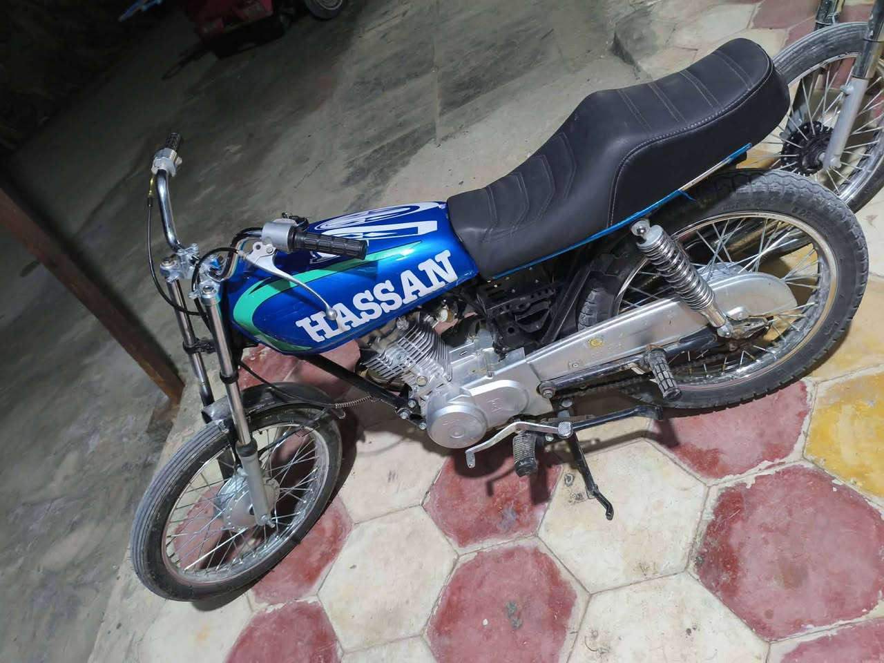 سلام عليكم دراجه كير للبيع اوراق سكنر  دراجه خير من الله مثل مشايف بل صوره تعميره 2026دراجه مامفتوح برغي بيه اروح وياك لاي مصلح دراجه نهضه شغاله من كلشي سعر خاص او عله هاذه رقم ***********
