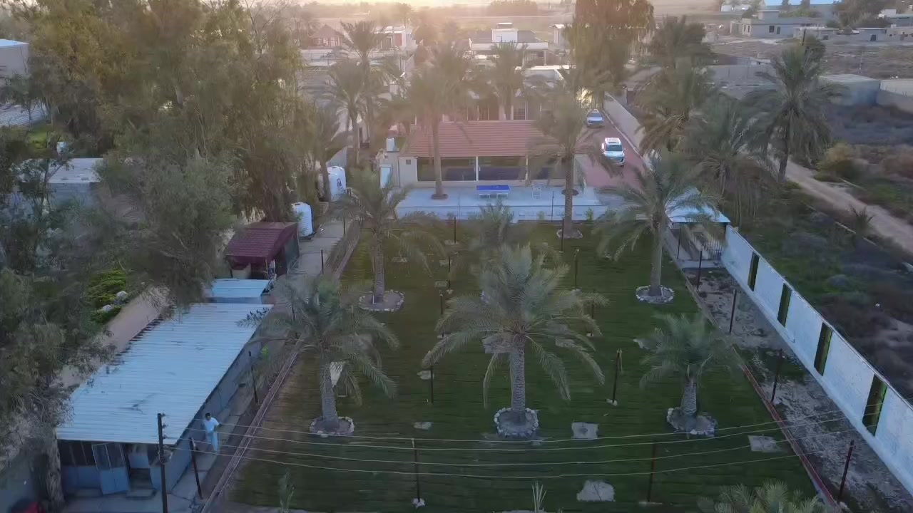 مزرعة الملوك - ابو غريب
مزرعه VIP كامله متكامله تحتوي على 

مسبح مغلق ماء بارد 🏊‍♂️🌊

العاب كبار كل من بليارد-منضدة-فيشة 🏓

حديقة ب مساحة 2500 متر تحتوي على كافة الحيوانات والطيور 🦅🐓🐧🦆

جلسات خارجية وداخليه متنوعة وحديثة 💺

غرف نوم عدد اثنين مع جلسه للمطبخ مطلة على الحديقة.🛌

كراج كبير جداً يتسع 12 سياره 

انترنيت وكهرباء 24 ساعه 

مكان للشوي كامل 🍖

العاب اطفال متنوعه وحديثة 🎯🎳

والعرض للافتتاح للشفت الرمضاني من 4 العصر الى 4 الصبح بسعر 

للأيام العادية 200 الف 

لأيام الخميس والجمعة والسبت 250 الف 

للحجز والاستفسار التواصل على 
***********
